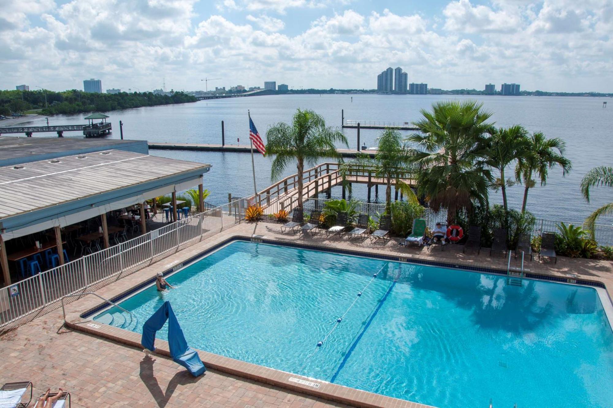 Best Western Fort Myers Waterfront North Fort Myers Exterior foto